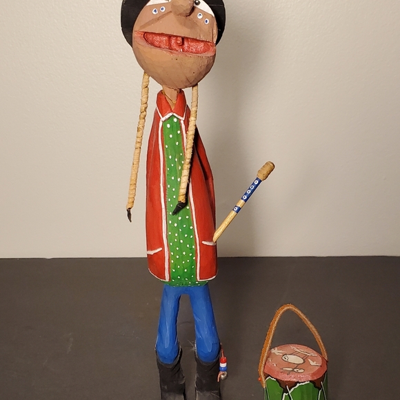 Folk Art Wood Hand Carved Native Drummer Figure Edward W, Cachucha 793 , 10" H - Picture 4 of 16